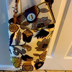 Spartina Purse with Free Matching Wallet. Barely used.  Genuine Leather.